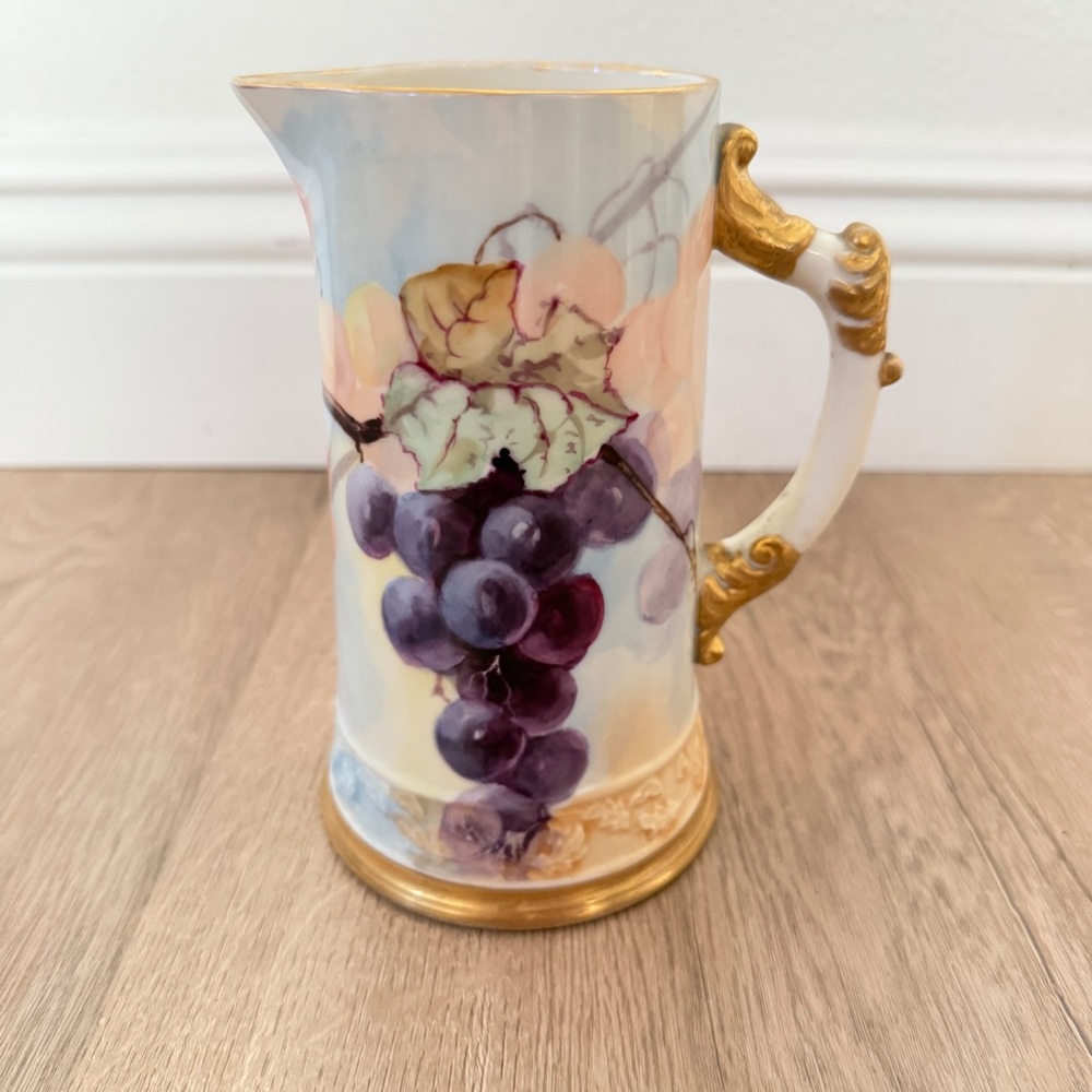 ANTIQUE 1900s AMERICAN WILLETS BELLEEK PITCHER JAR Hand Painted Grapes‎ 6.5”